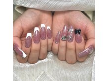 長さを出して手が細長く見えます！