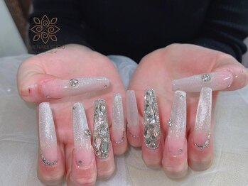 ウメネイルスタジオ(UME NAIL STUDIO)/* 長 さだしやり放題×つけ放題