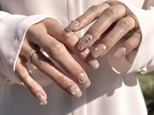 ネイル エミュスト(Nail Emuest)