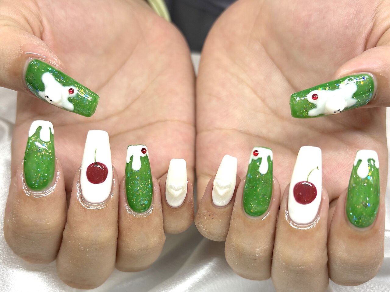 ネイルチップくまさんメロンソーダクリームソーダネイル73専用 ネイルチップくまさんメロンソーダクリームソーダネイル73再販