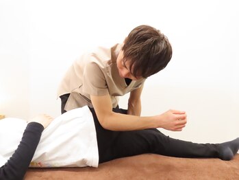 整骨院クア(整骨院KUR)/肩こりに必要な骨盤矯正