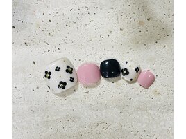 フットネイルアート7,980円