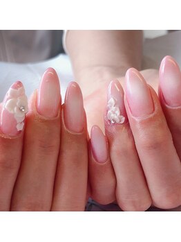 トータルサロン 白べぇーっ プラス/お花ネイル