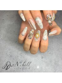 ホワイトネイル