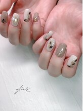 フレア(flair)/大人上品ネイル