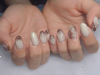 ネイルバイピヌ(nail by pinu)/持ち込みデザイン