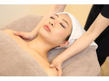 ユウ YUU リラクゼーションサロン Relaxation Salon/肩首まわりのマッサージ