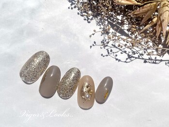 ヴィガー アンド ルックス 白金 目黒(Vigor&Looks)/ゴールド　グレージュ　ラメ