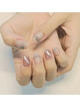 リラネイルサロン/マグネット+6本パーツつけ放題