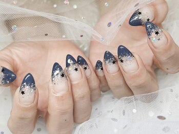 ネイビーフレンチ　ラメ