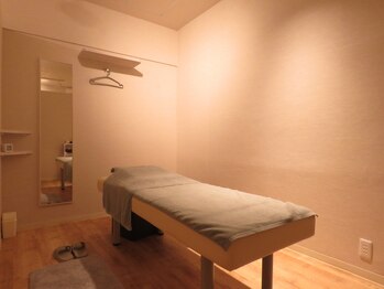 リフレッシュ 川崎モアーズ店/個室でアロマオイルケア