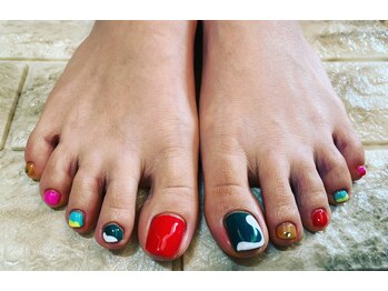 ネイルサロン シェリ(NAIL SALON Cheri)/個性的なフットネイル