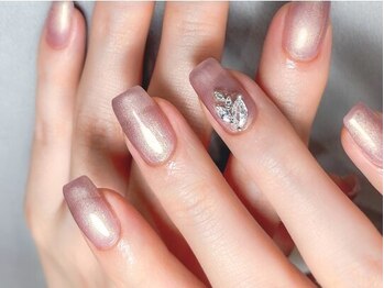 ラフィーナ(RAFFINA)/