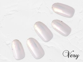 キラキラ夏ネイル