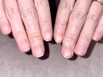 パープルの爪屋/甘皮&うる艶仕上げコース