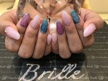 エスフィーネイルサロン ブリーユ(Esfy nailsalon Brille)/宝石ネイル