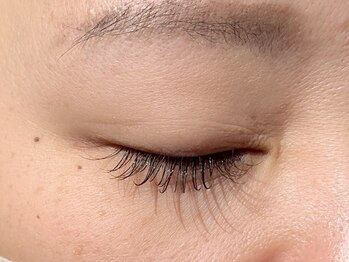 リル(LiLu)/flat lash