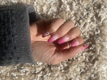 アイムネイルバー(IM NAIL BAR)の雰囲気（人気のラメグラデーションネイル♪オプションでストーンを追加。）