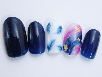 ネイルサロン ドレリッチ 大宮店(drerich)/フェザーアートネイビー