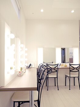 ティアラ 神戸元町店(tiara)/tiata神戸元町店