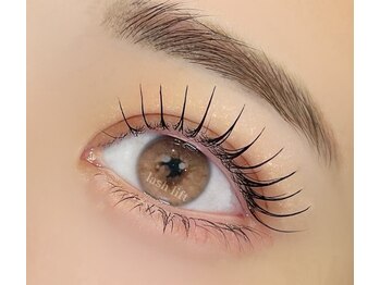 ナンバージュウハチ(N°18)/リフトアップ効果あり