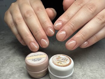 アンベリール(Embellir)/ラメグラデにベースカラー追加