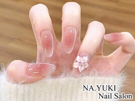 やさしい雰囲気ネイル初夏