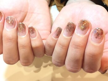 ネイルズ ララ(nails Lala)/ニュアンスフレンチ。