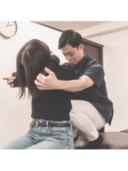 ボディマネジメント整体院 吉祥寺/施術風景/姿勢矯正/吉祥寺