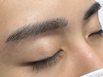 アールプラス 新宿(ar+)/眉毛ワックス　担当:Fukamachi