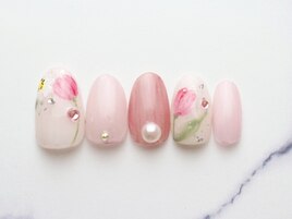 チューリップネイル初回￥7500