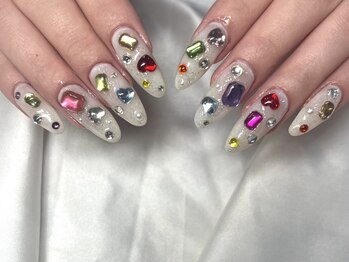 アリュール 玉造(ALLURE)の写真/【長さ出しは一本から対応OK♪】トレンドデザインもお任せ下さい!爪が短い方や、形を整えたい方にも◎