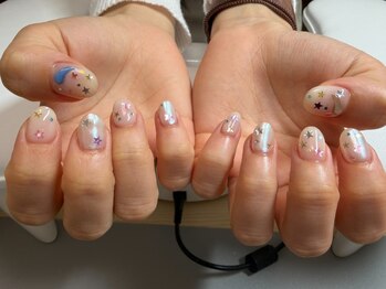 イズミ ユキ ネイル サロン(IZUMI YUKI NAIL SALON)の写真/シンプルからSNSで話題のデザインまで季節で変わる定額デザインを豊富にご用意♪ステキ女子は指先から☆