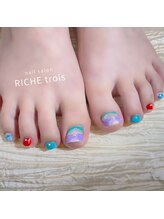 リッシュ トロワ(RICHE trois)/マーメイドネイル