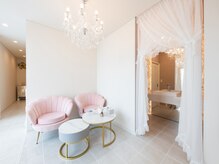ケイ ビューティー(K BEAUTY)の雰囲気(お姫様のような雰囲気の店内です♪。)