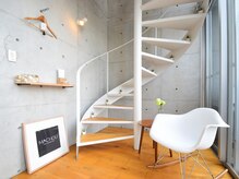 マシュー(MACHOU)/内観-螺旋階段-