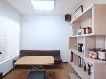 産後骨盤矯正ダイエットセンター 天王寺 阿倍野/店内ロビー