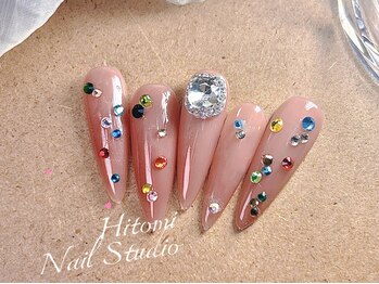 ヒトミネイルスタジオ(Hitomi Nail Studio)の写真/【持ち込みデザイン★HAND¥6980～/チップ長さだし¥11980～】ワンホンネイル&韓国風が得意♪