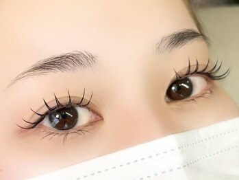 ニクシーアイブティック(Nixie Eye Boutique)/エクステパーマ/&Healthy