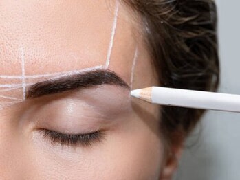 ビビ 東海店(BiVi)の写真/【骨格に合わせた似合わせ眉を★】高技術×提案力で理想の眉を叶える◎お顔の第一印象を決める眉作りを♪