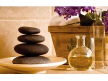 リラクゼーションサロン エデン/天然の玄武岩ホットストーン