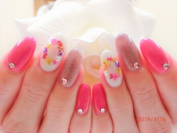 グランチュール(Grantulle)/押し花ネイル