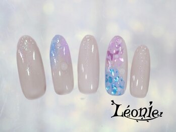 レオニー(Leonie)/紫陽花風アートネイル