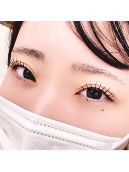 ラシルフィード(La Sylphide)/まつ毛パーマデザイン