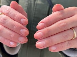 グラデーションネイル