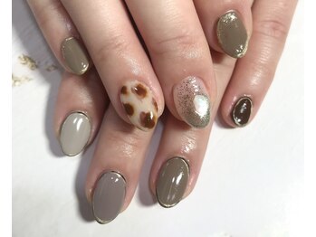 クロエ(chloe)/大人秋ネイル