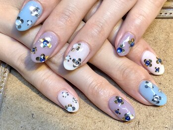 レミア 関内(REMIA)/６月　キラキラホログラムネイル