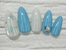 ハニービービー(Honey Bee Bee)/サマーネイル