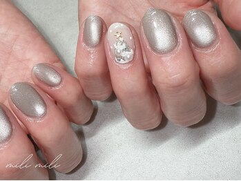 ミリ ミリ(mili mili)/クリスマスネイル