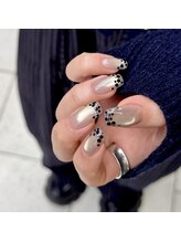 ベティーネイル(Betty)/